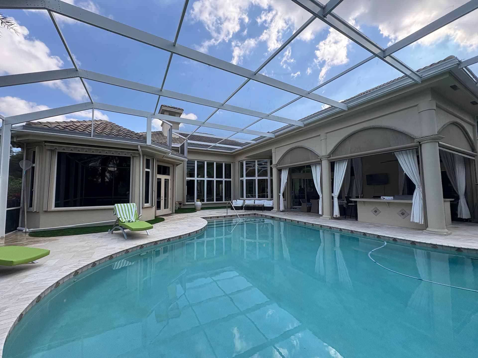 Bright and Beautiful Views at Breakers West