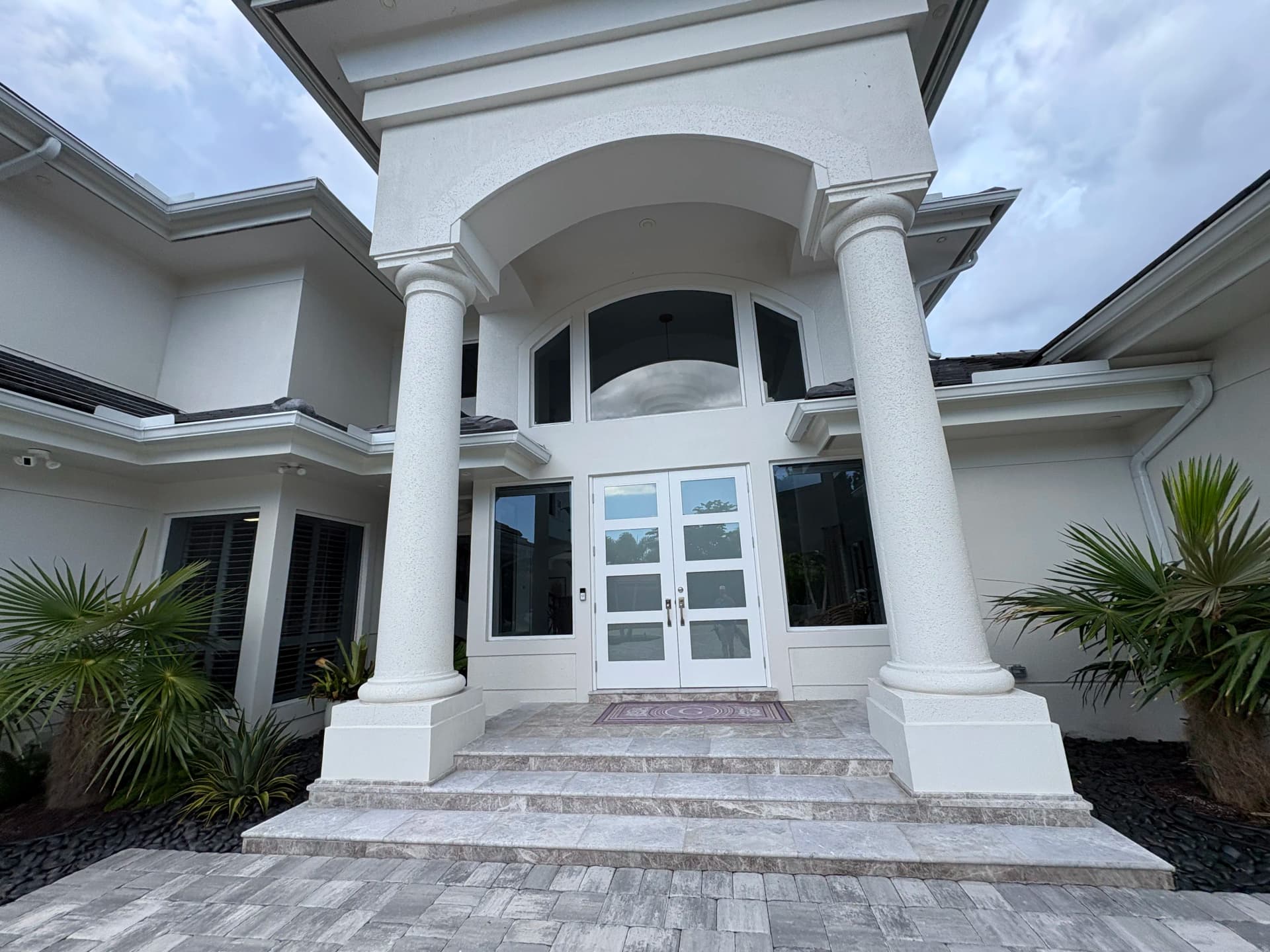 Gallery photos for Interior and Exterior Window Cleaning in Palm Beach Gardens: Image #1