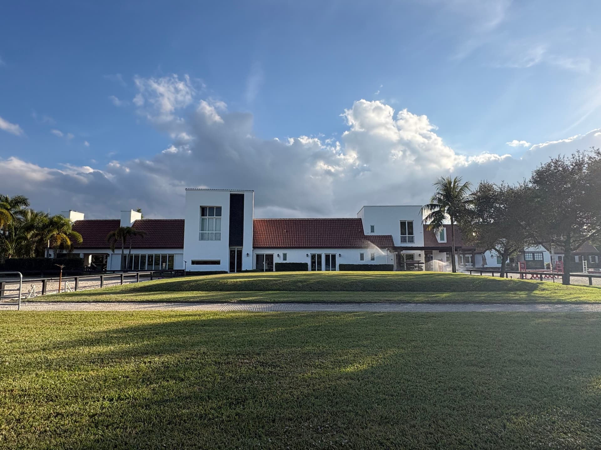 Brightening Wellington's Views with Sparkling Clean Windows image