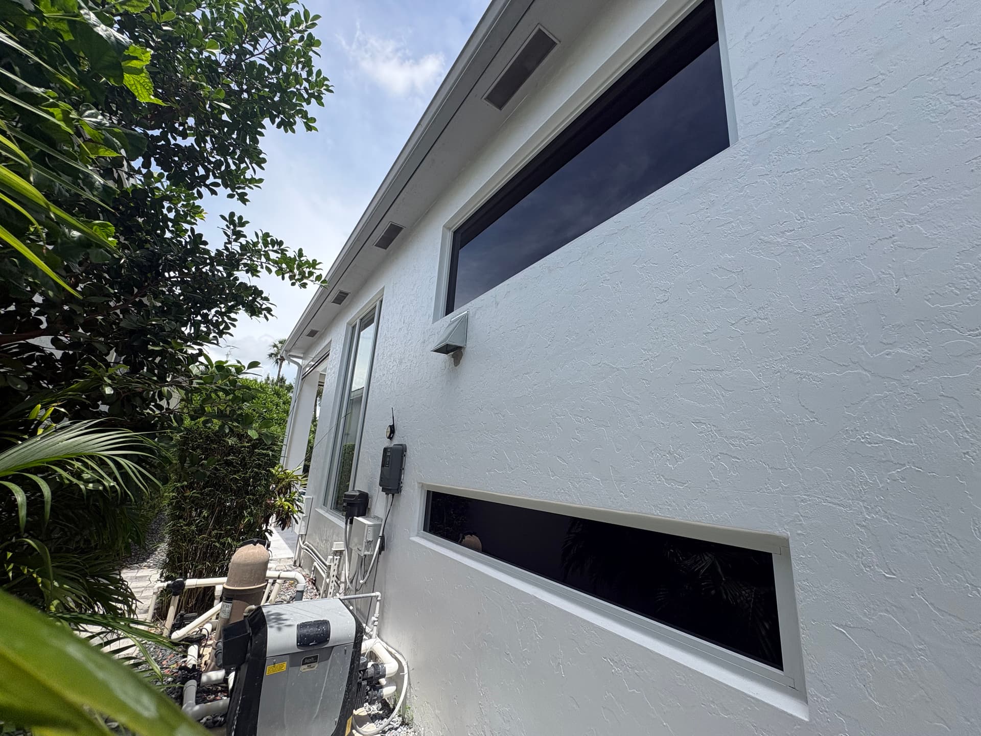 Gallery photos for Exterior Window Cleaning at a Mirasol Home: Image #1