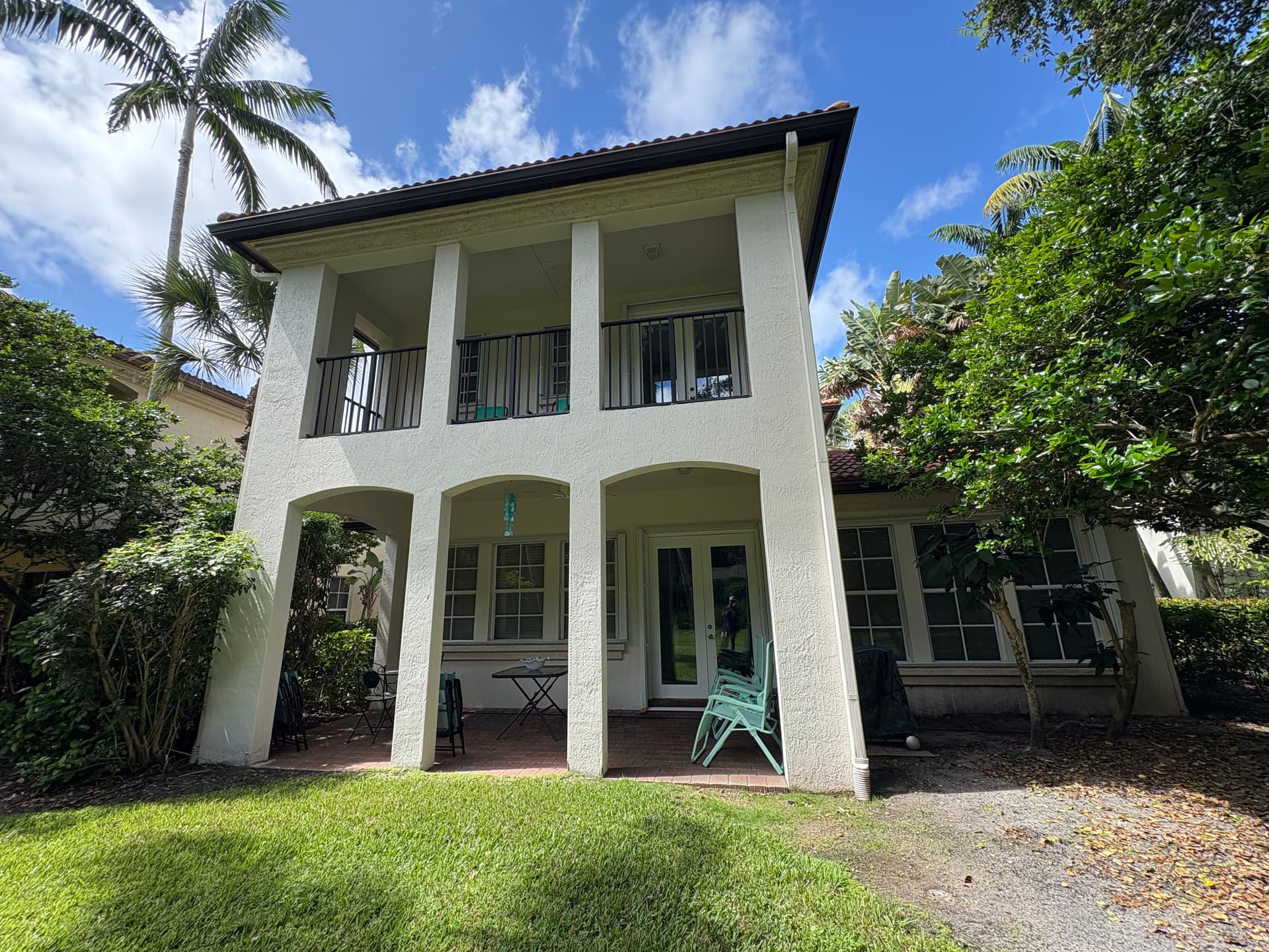 Gallery photos for Brighten Your Home with Expert Window Cleaning: Image #2