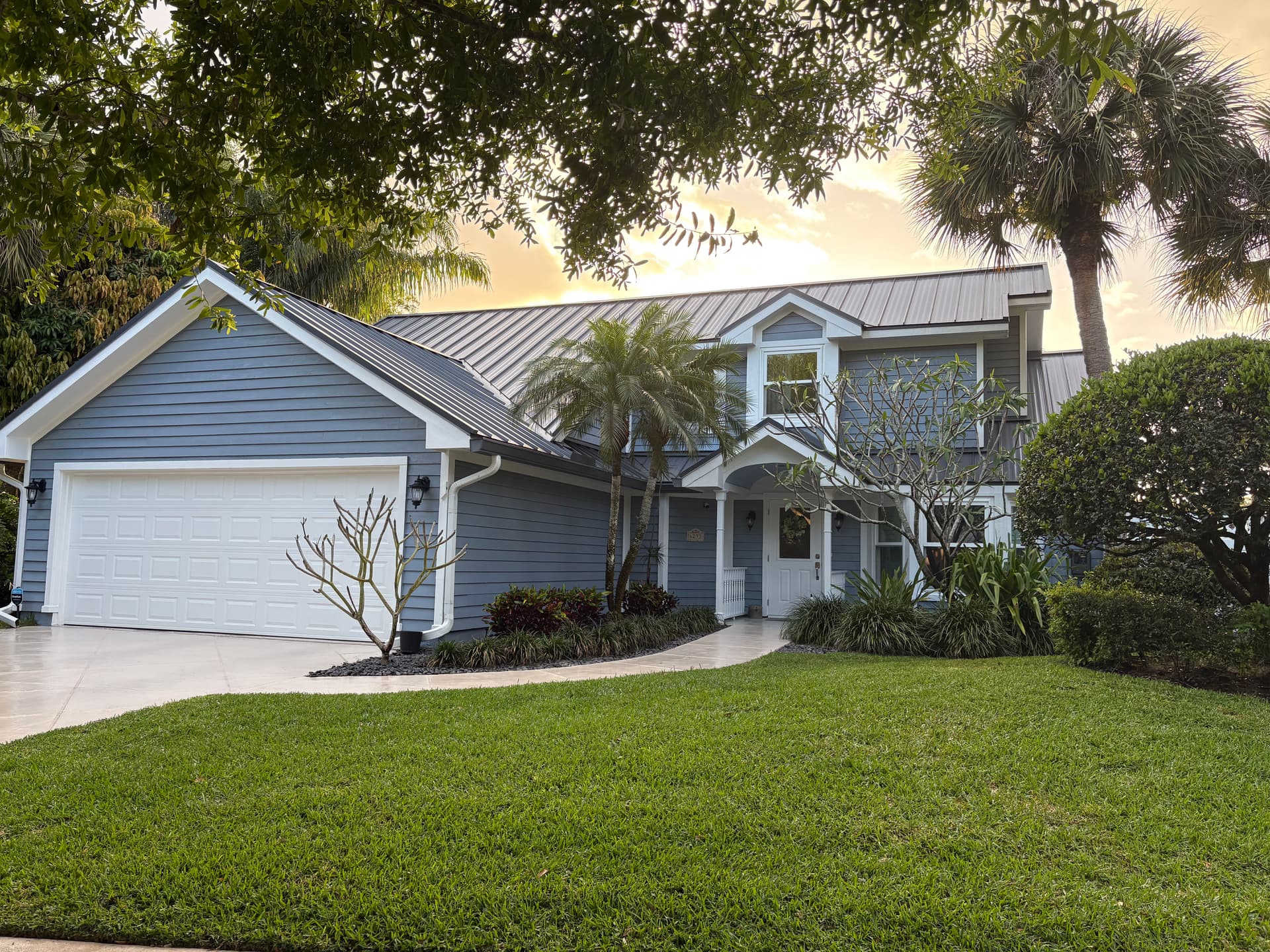 Exterior Window Cleaning at a Jupiter Florida Home image