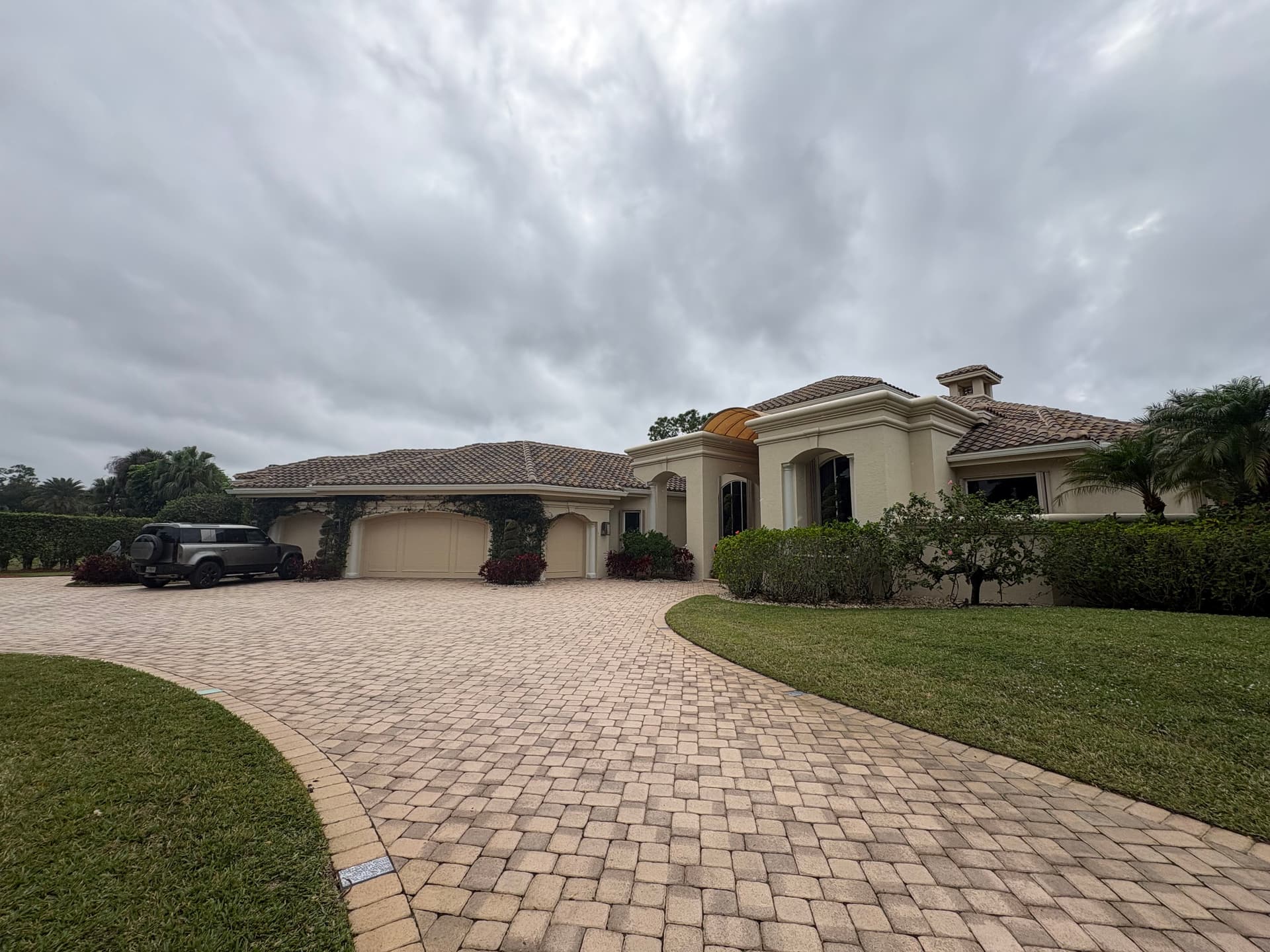 Gallery photos for Bright and Beautiful Views at Breakers West: Image #4