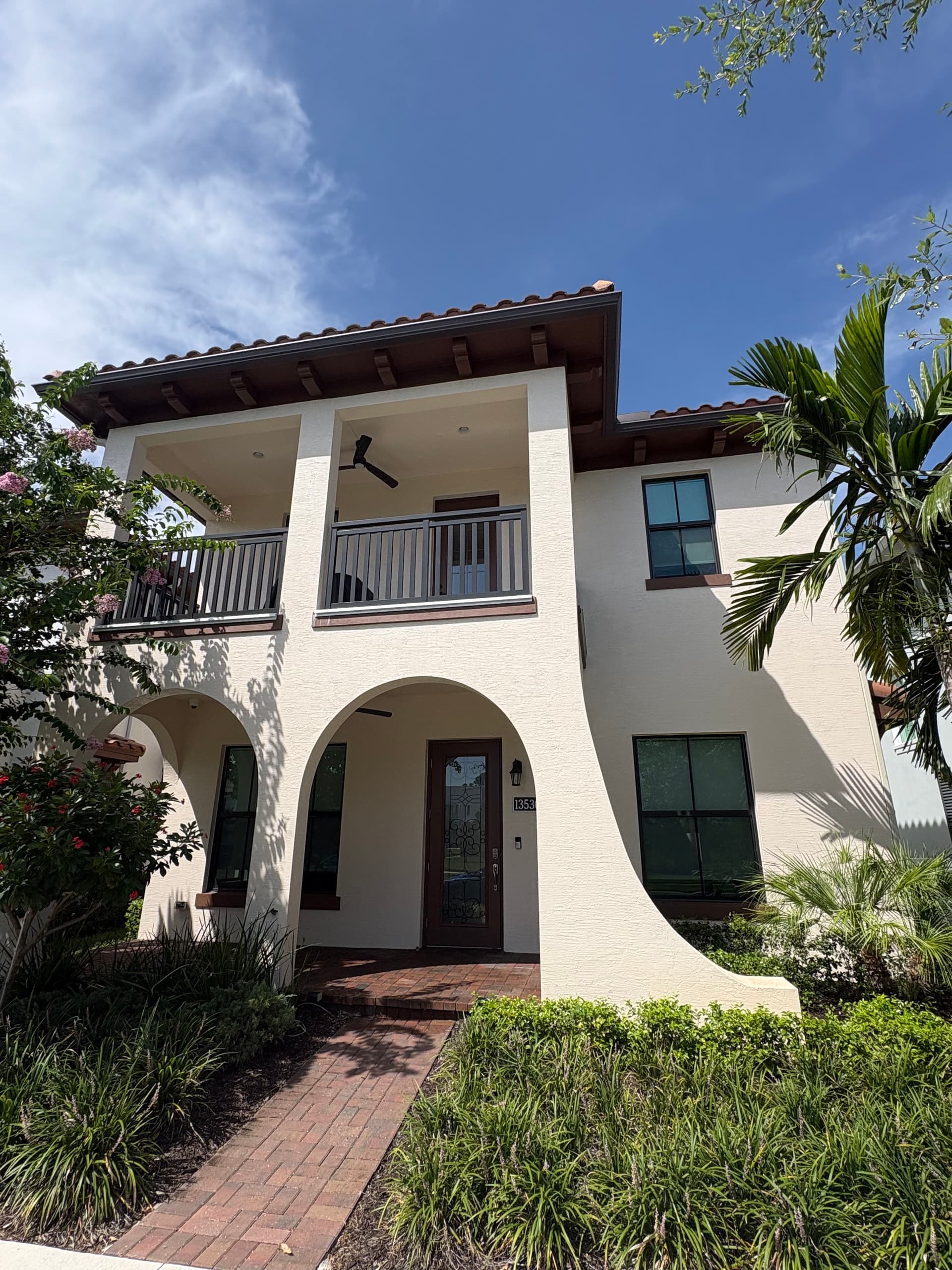 Exterior Window Cleaning for a Palm Beach Gardens Home image