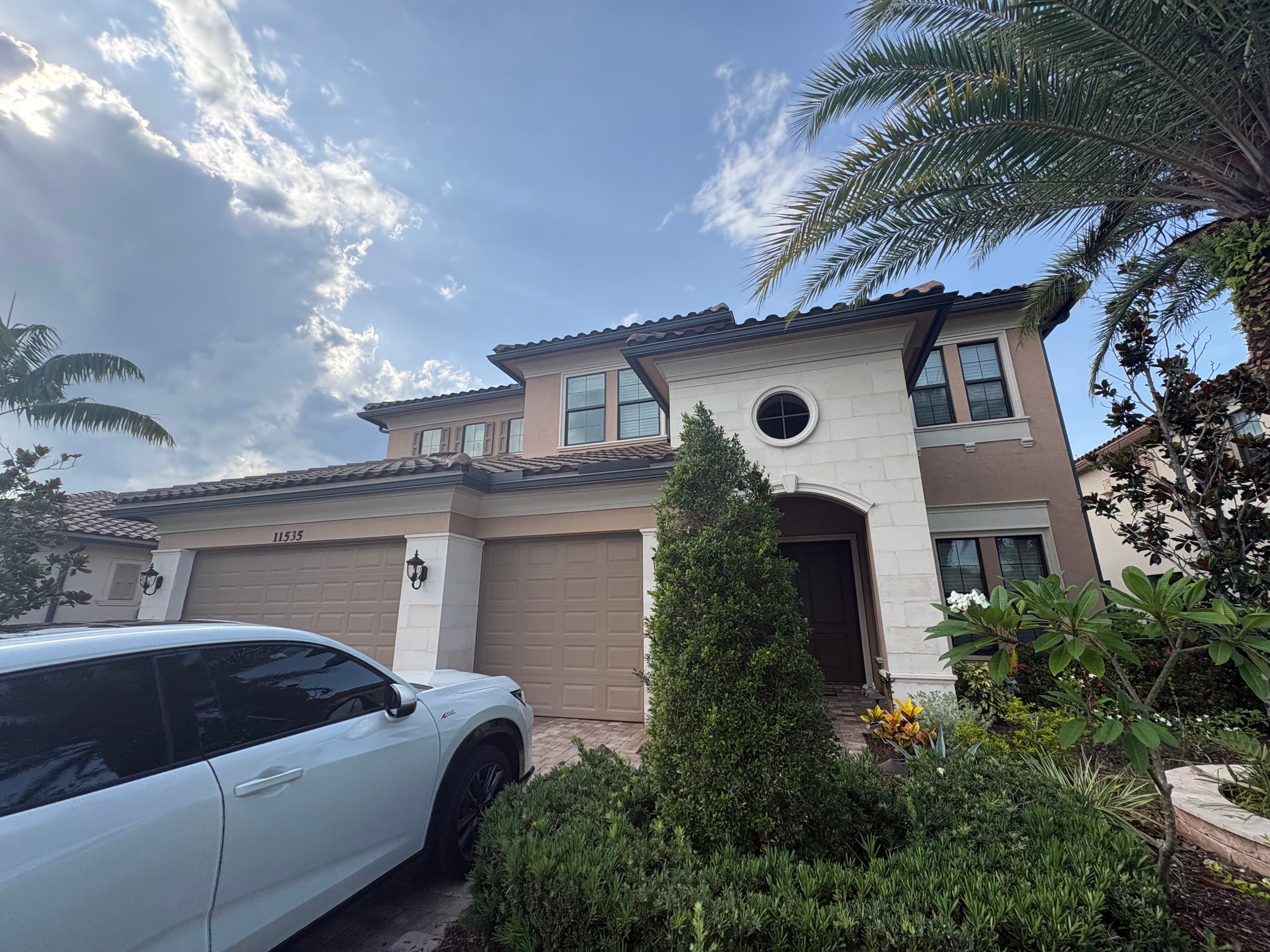 Project Exterior Window Cleaning That Makes Your Home Look Sharp in Palm Beach County image