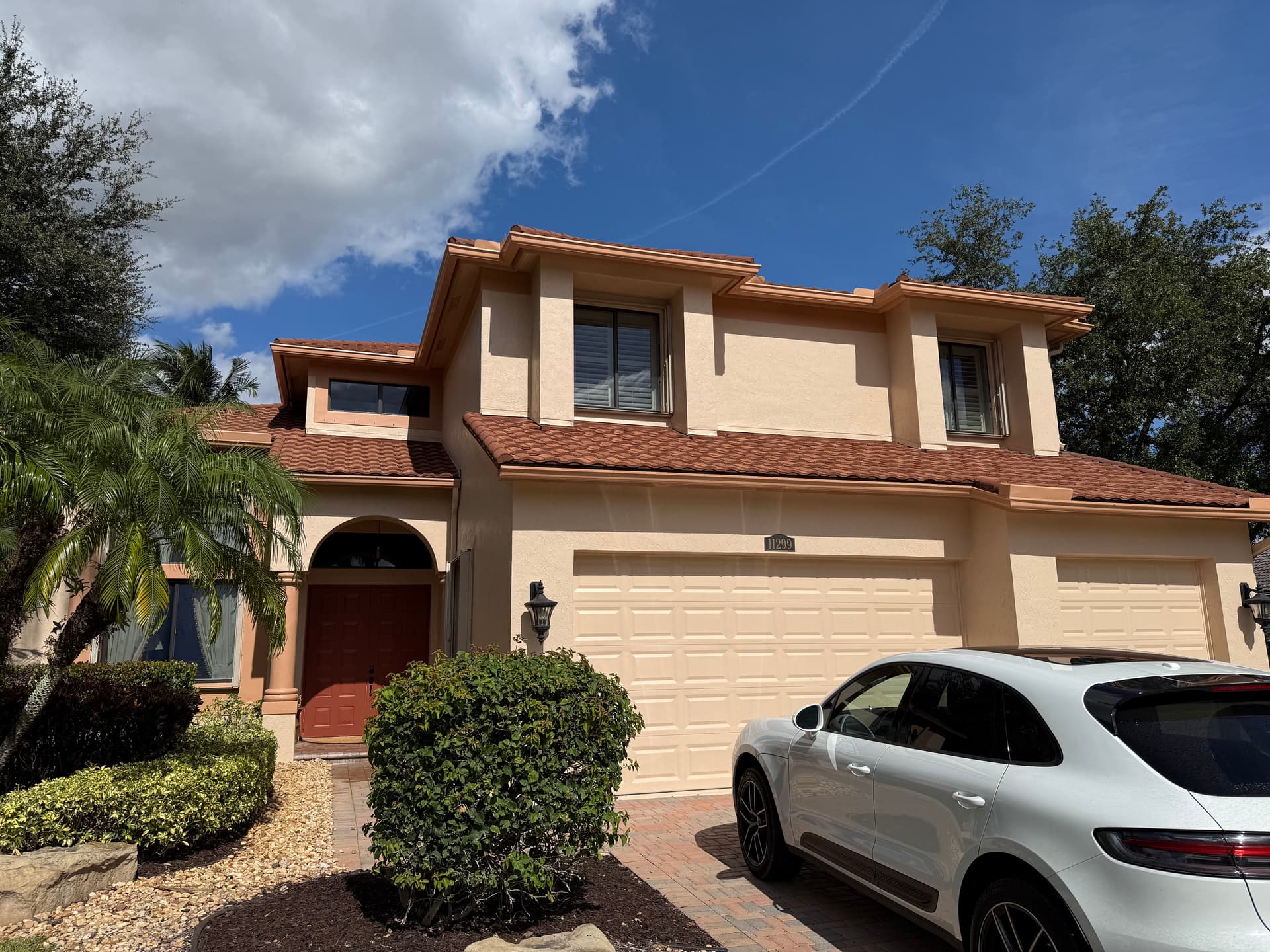 Gallery photos for Sparkling Holiday-Ready Windows: Image #1