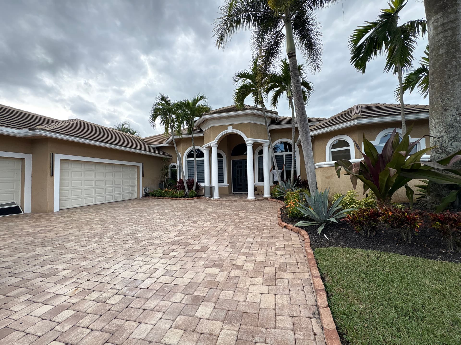 Gallery photos for Bloom Cleaning Company Shines in Ibis Community: Image #1