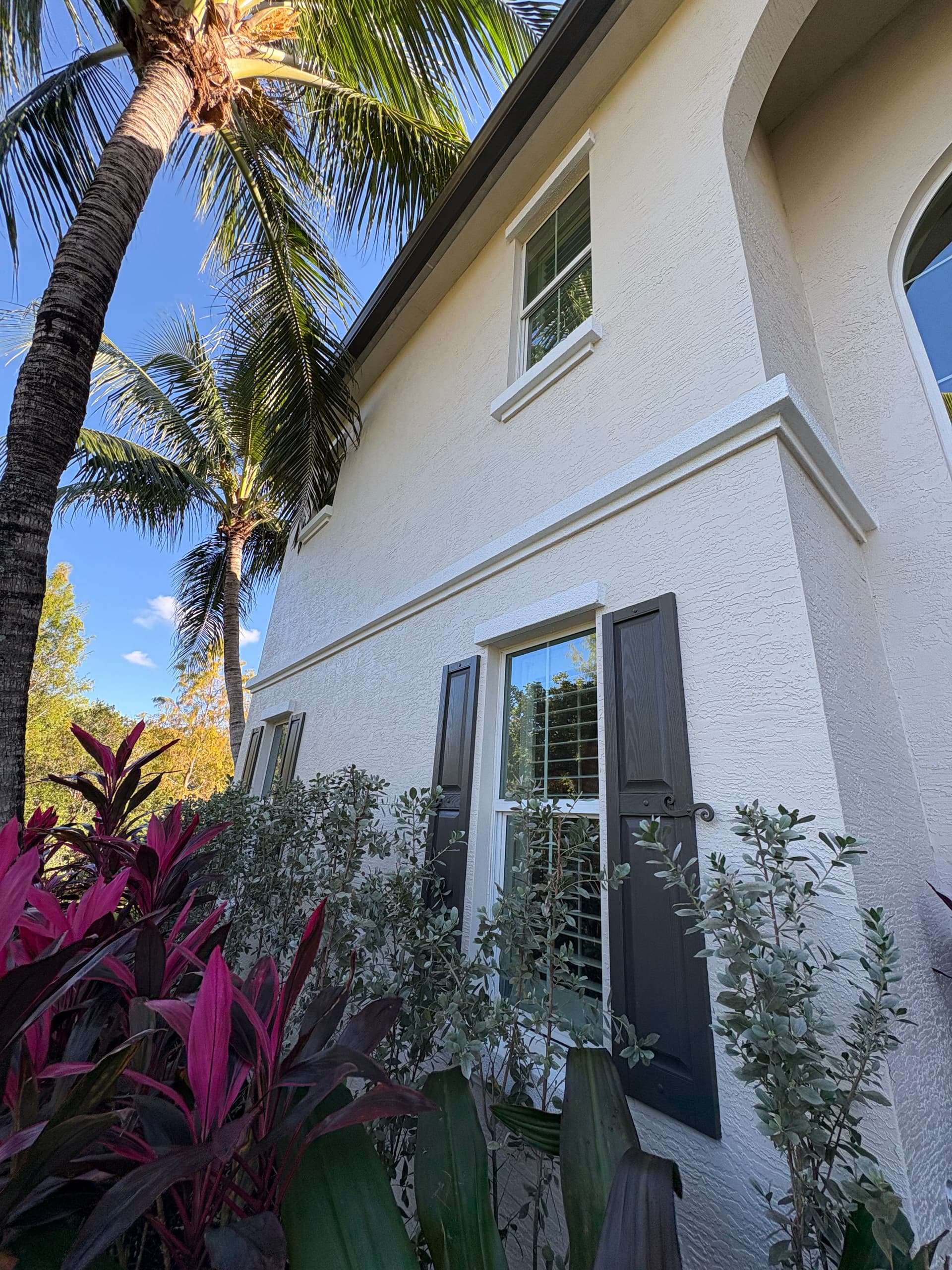 Gallery photos for Crystal Clear Views with Expert Window Cleaning: Image #2