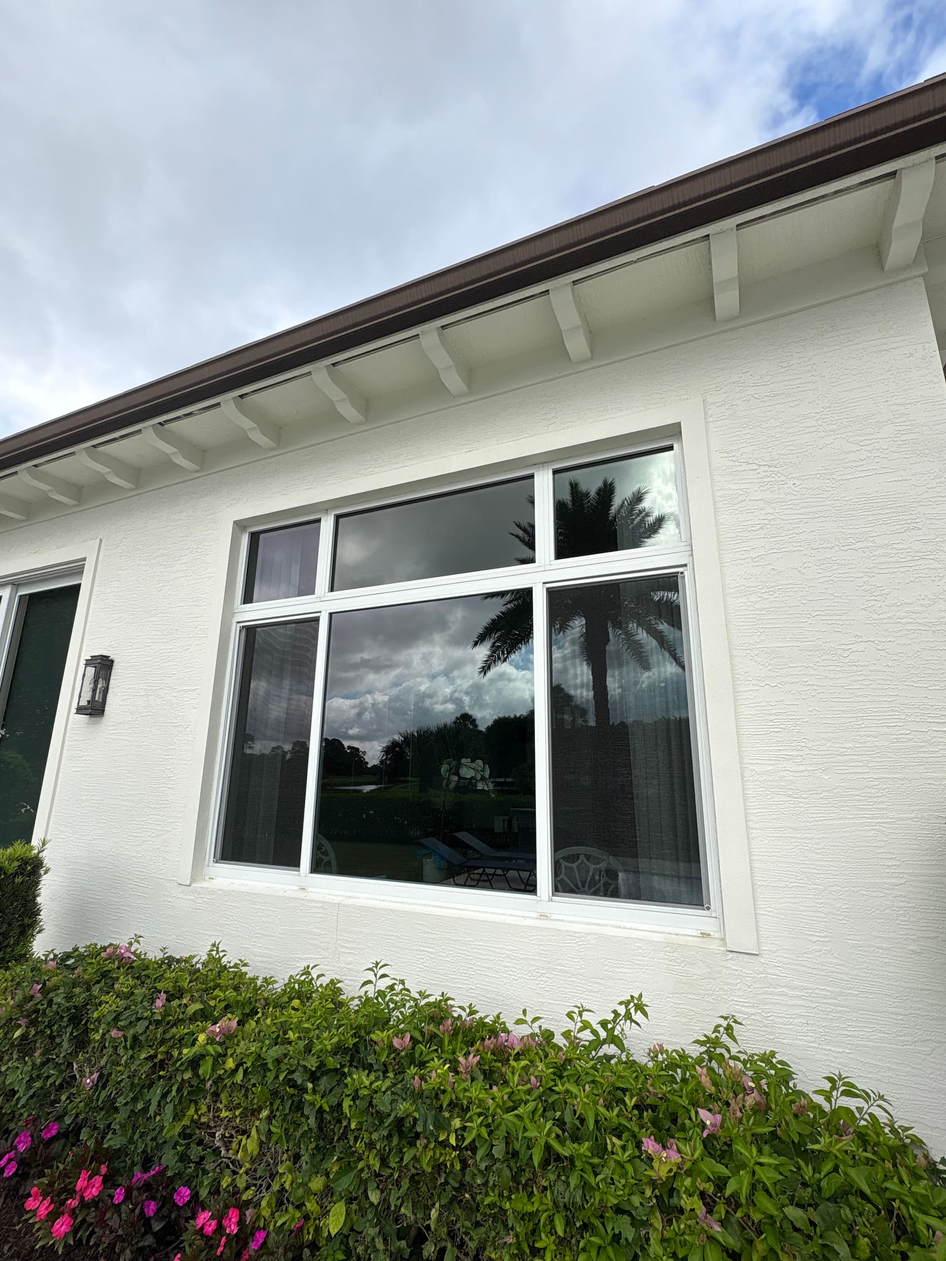 Gallery photos for Sparkling Clean Windows at Breakers West: Image #2