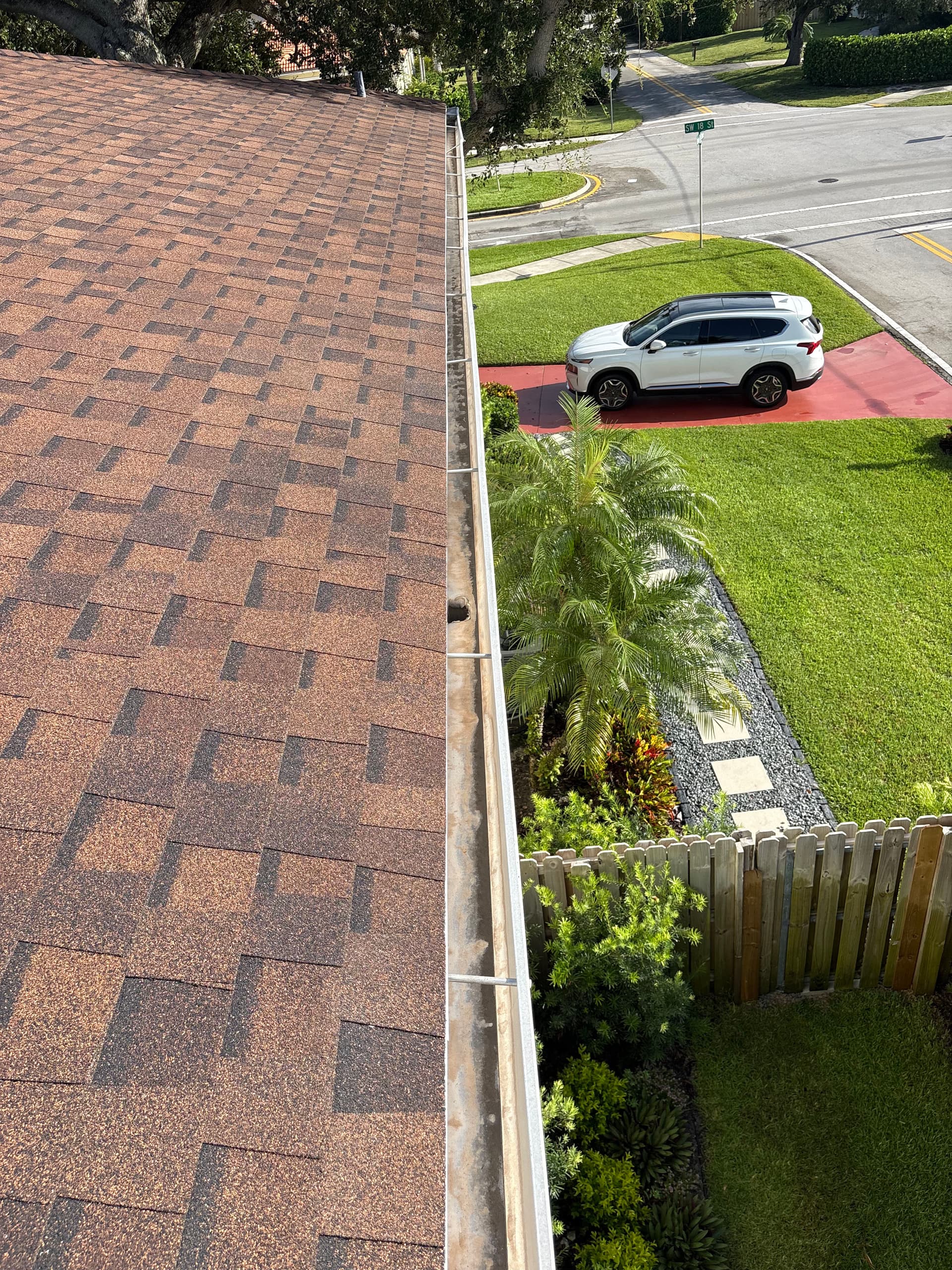 Gallery photos for Clean Windows and Gutters Make a Boca Raton Home Shine: Image #3