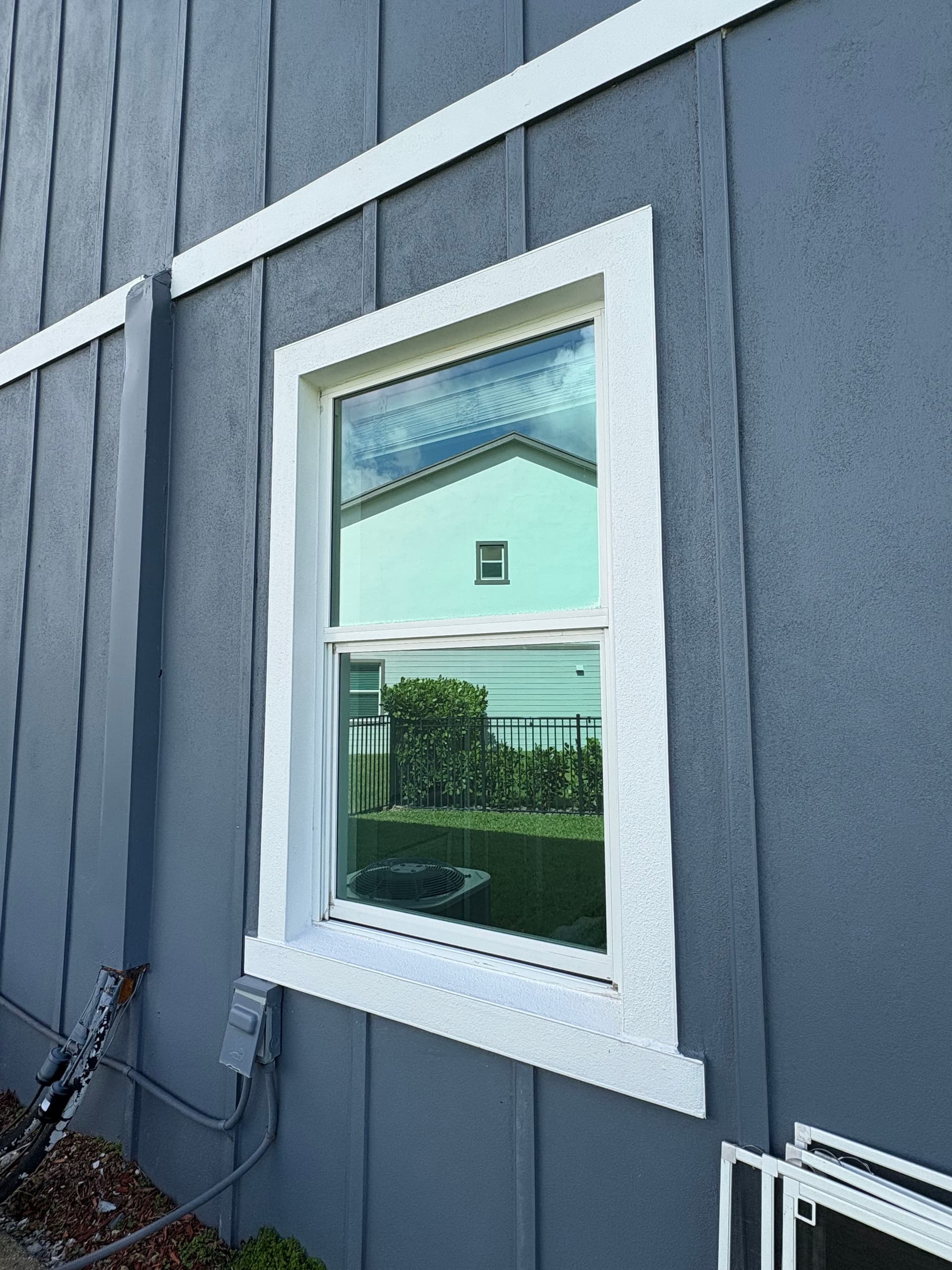 Gallery photos for Spotless Exterior Window Cleaning on a Stunning Arden Home: Image #4