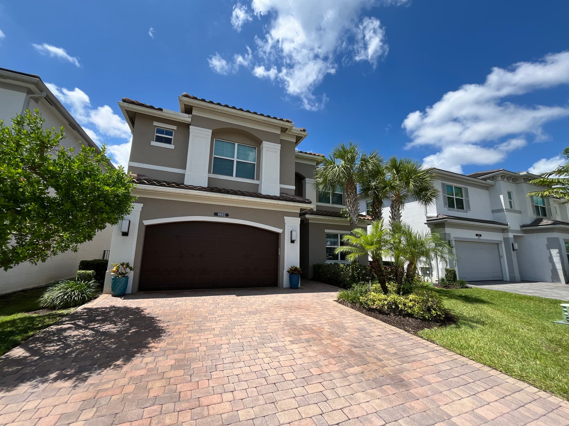 Exterior Window Cleaning Done Right in Delray Beach image