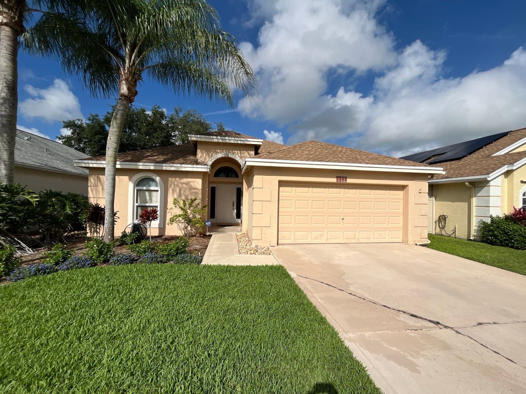 Gallery photos for Exterior Window Cleaning Done Right in Wellington FL: Image #1