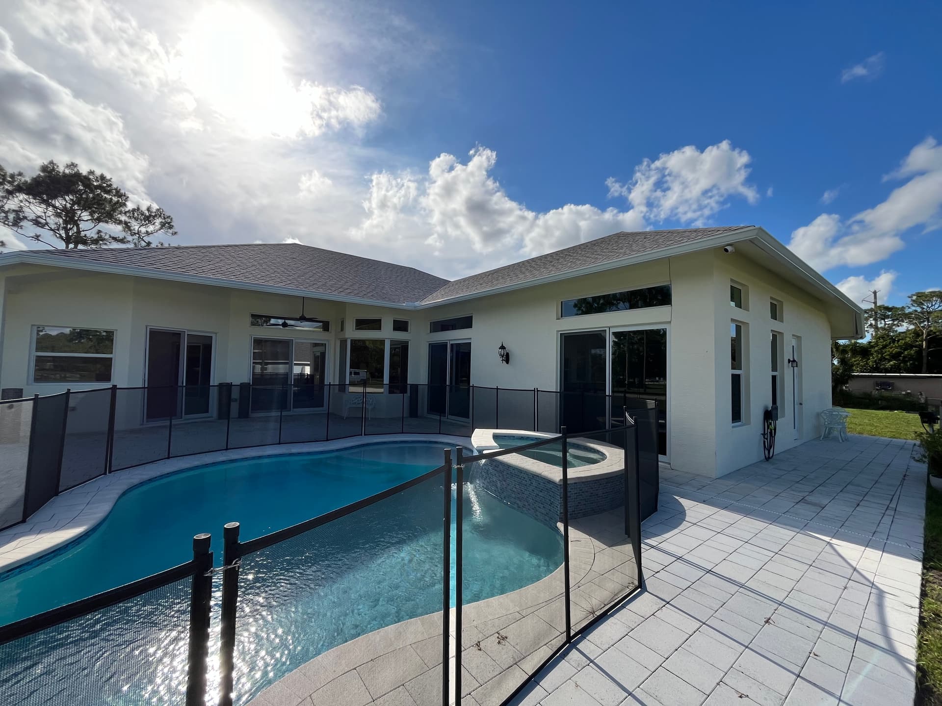 Gallery photos for Crystal Clear Windows on a Stunning West Palm Beach Home: Image #1