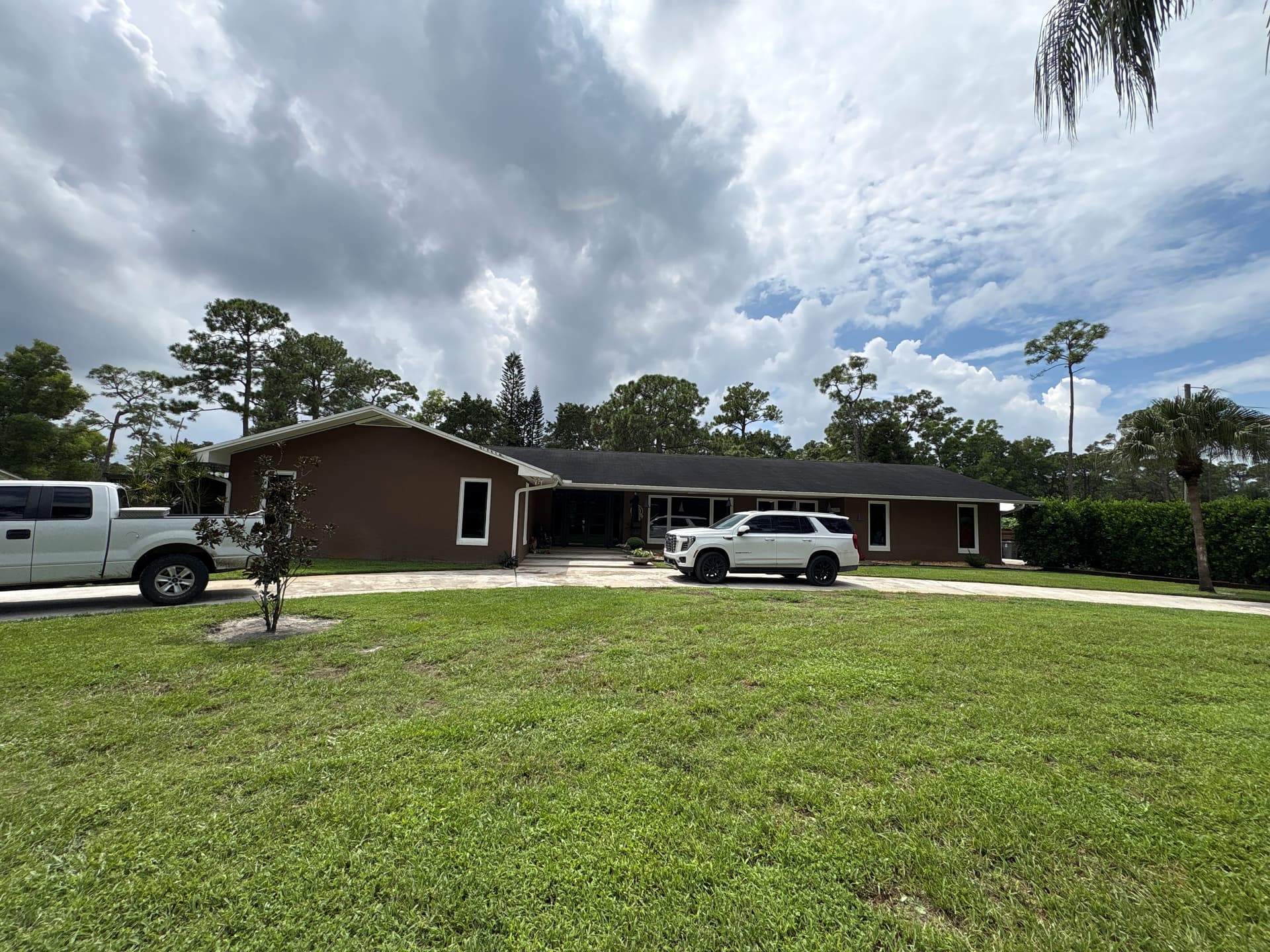 Full Interior and Exterior Window Cleaning in West Palm Beach image