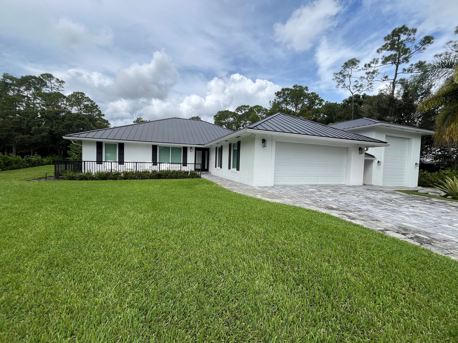Gallery photos for Full Home Pressure Washing and Window Cleaning in Jupiter: Image #1