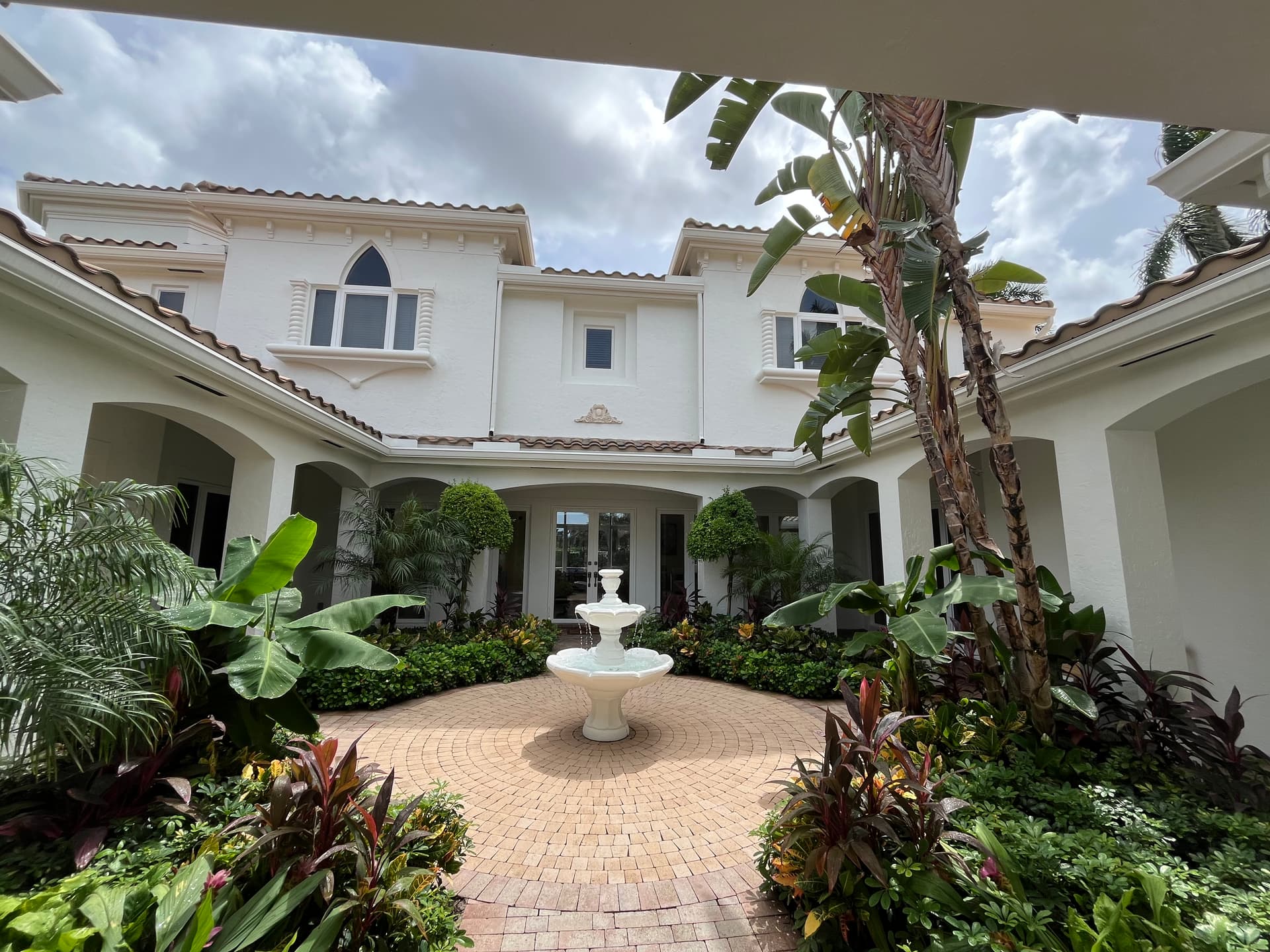 Gallery photos for Exterior Window Cleaning on a Stunning Delray Beach Property: Image #1