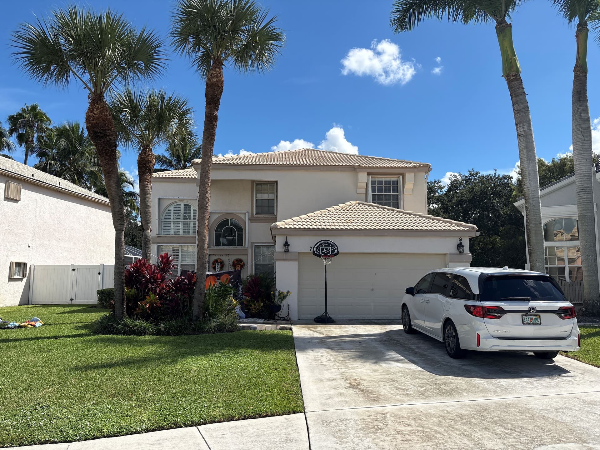 Gallery photos for Window Cleaning and Pressure Washing in Greenacres FL: Image #2