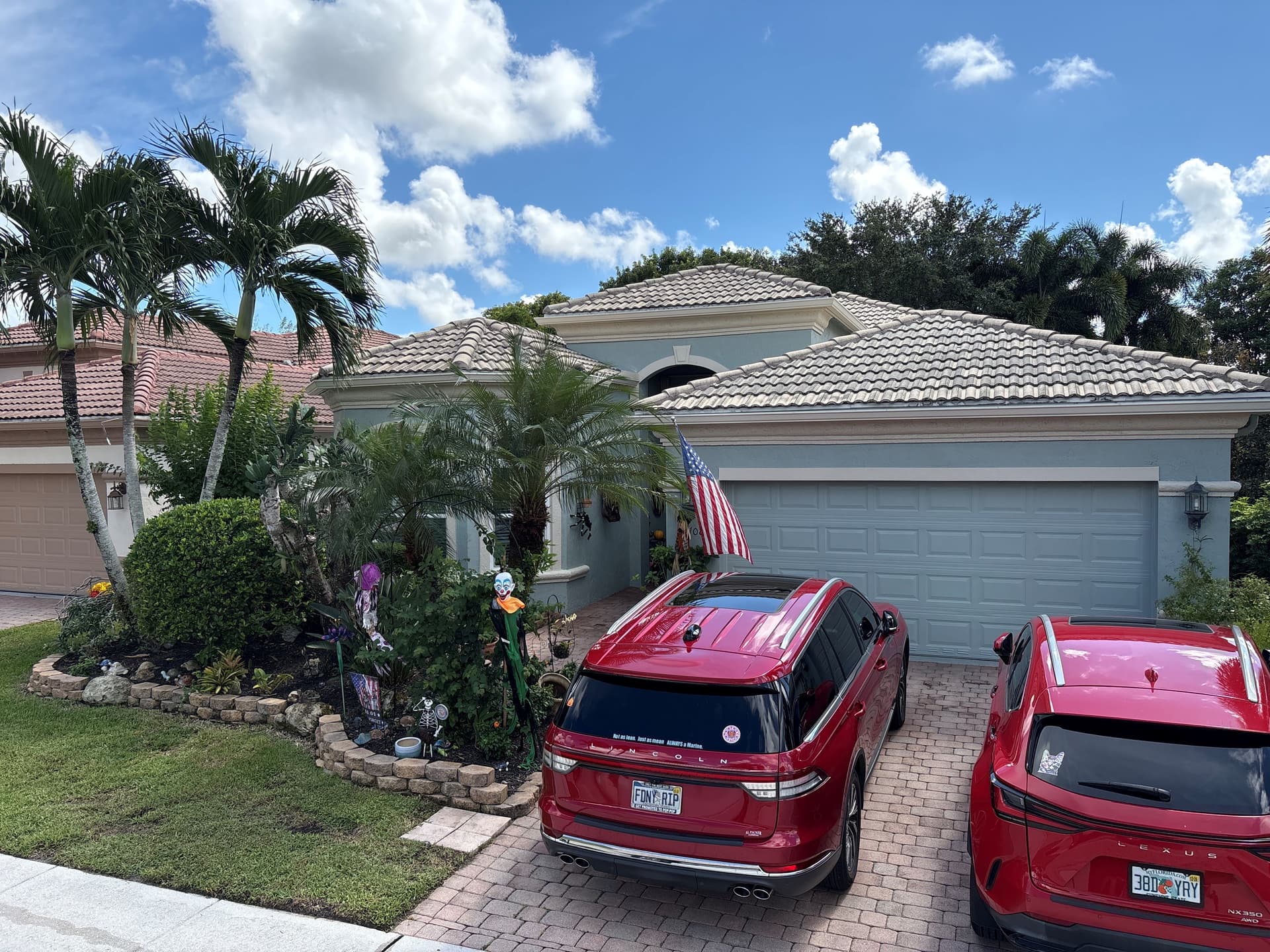 Exterior Window Cleaning Done Right in Greenacres FL image