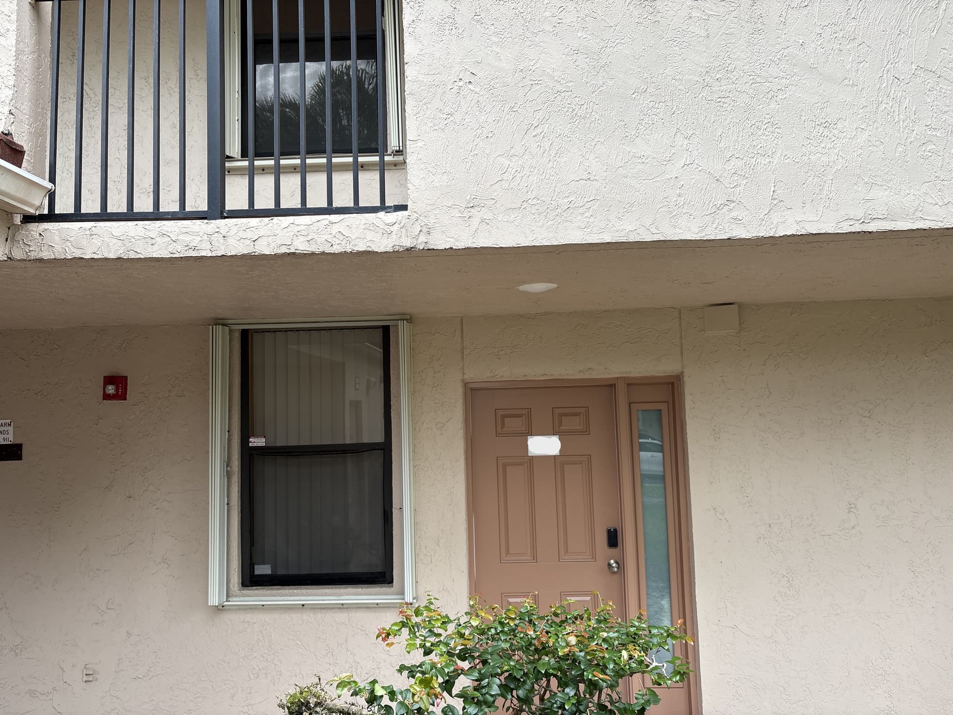 Exterior Window Cleaning on a Two-Story Townhome in Coconut Creek image