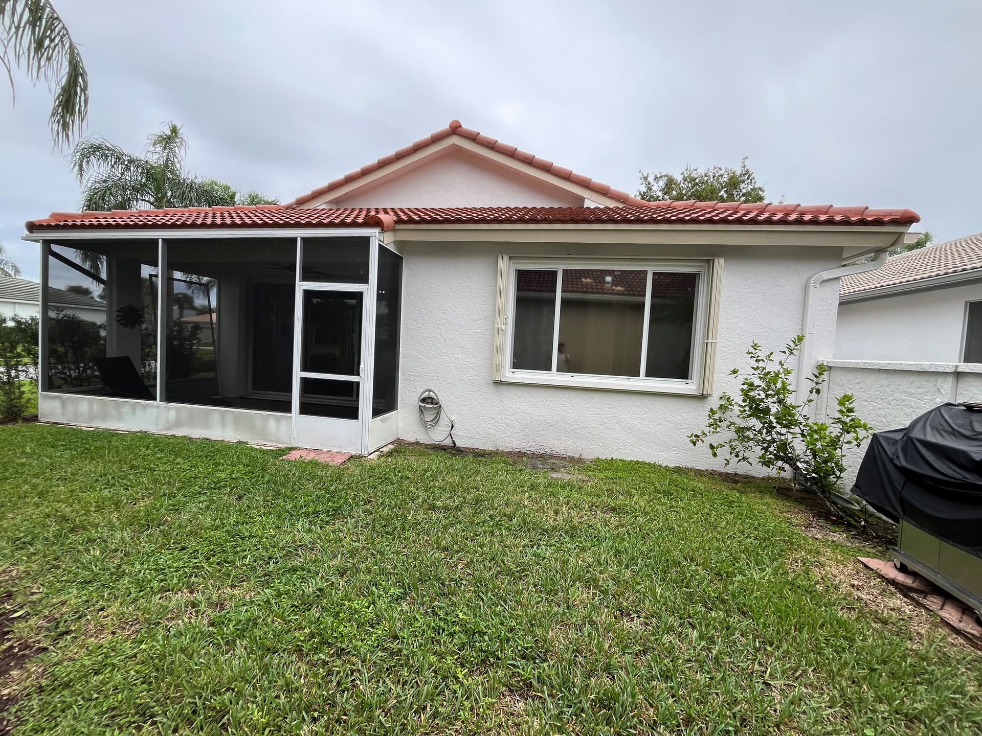 Gallery photos for Interior and Exterior Window Cleaning on a Boynton Beach Home: Image #1