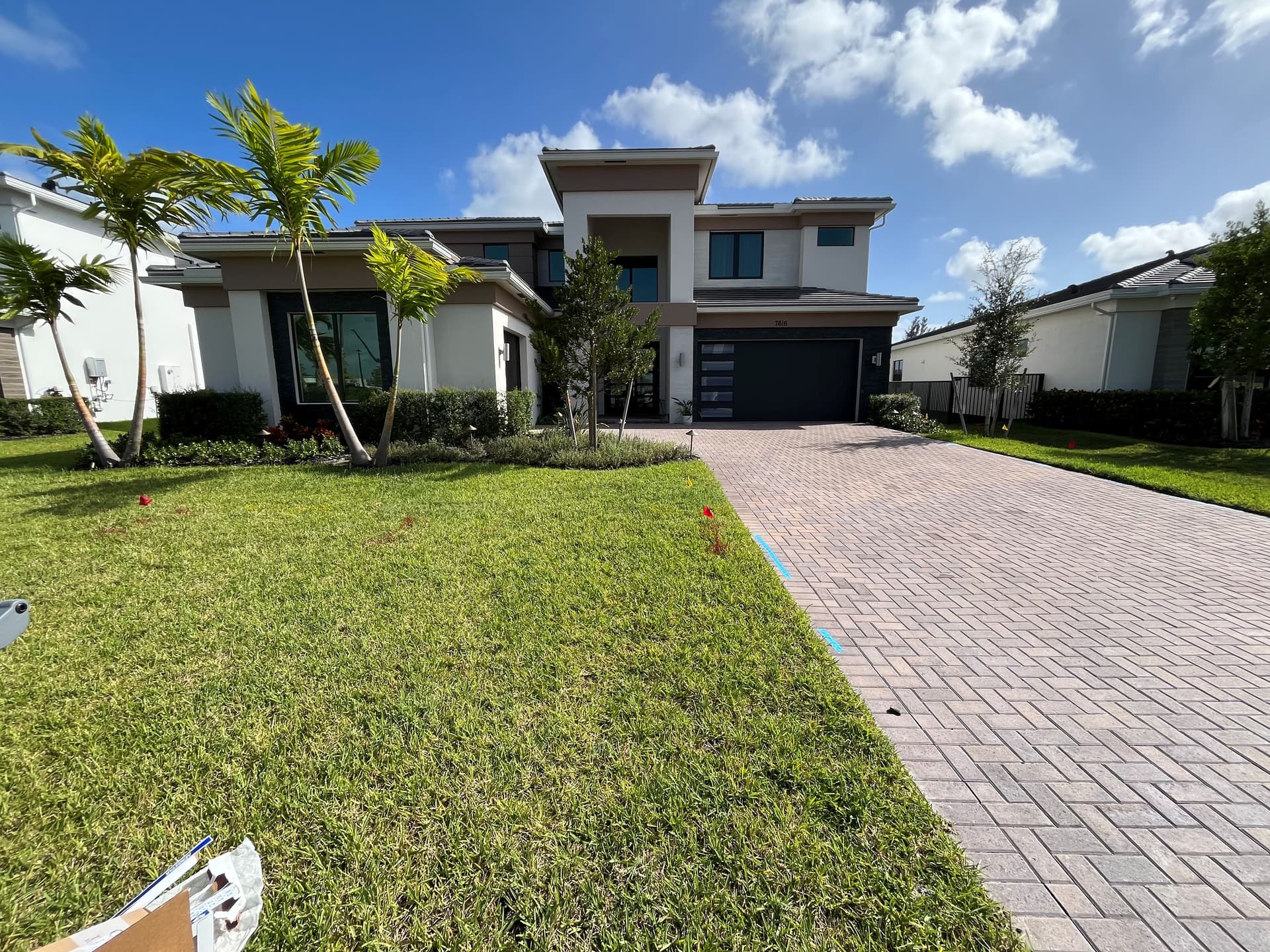 Exterior Window Cleaning and Pressure Washing in Lake Worth FL image