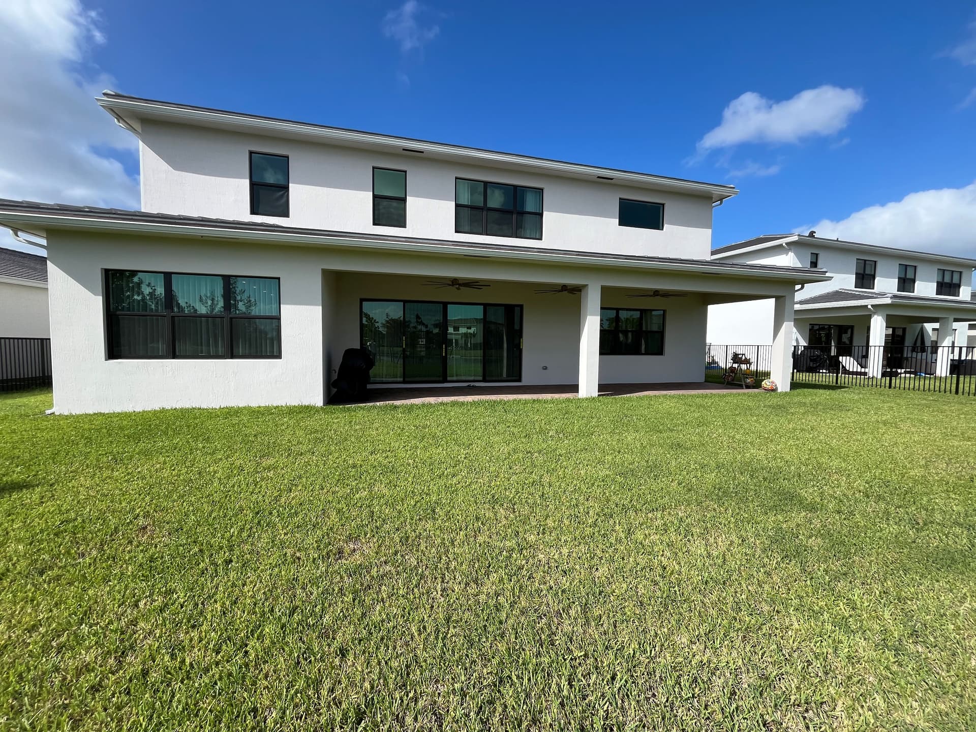 Gallery photos for Exterior Window Cleaning and Pressure Washing in Lake Worth FL: Image #1