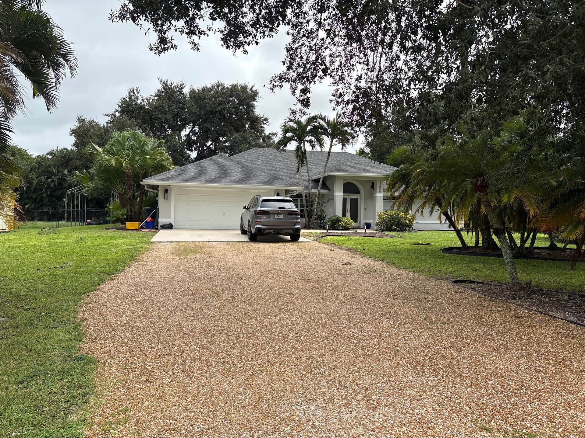 Exterior Window and Screen Cleaning at a West Palm Beach Home image