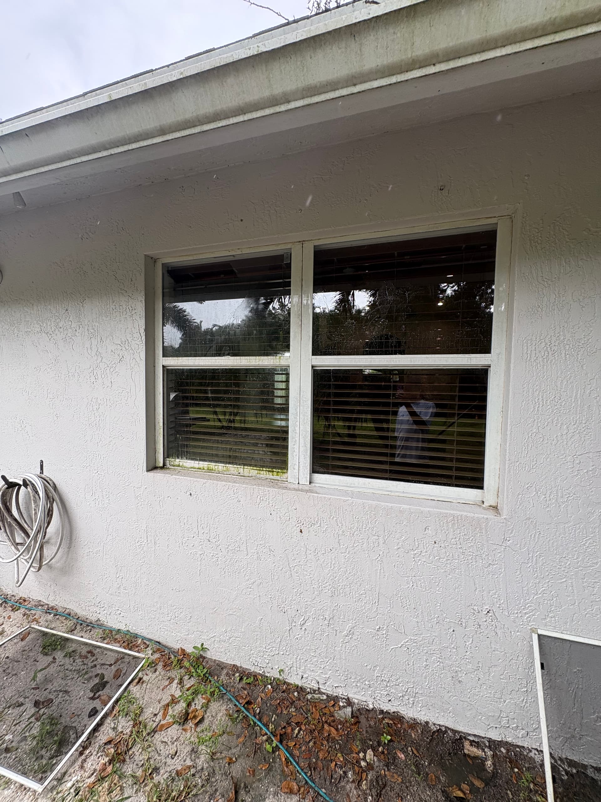 Gallery photos for Exterior Window and Screen Cleaning at a West Palm Beach Home: Image #1